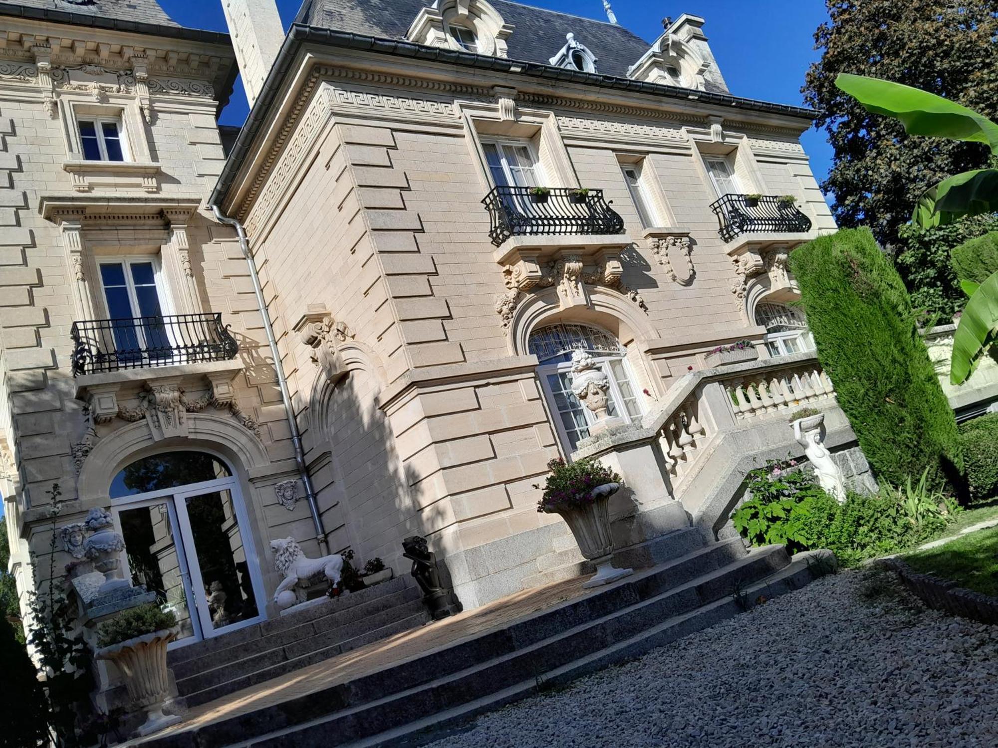 Le Madrigal Mamers Exterior foto